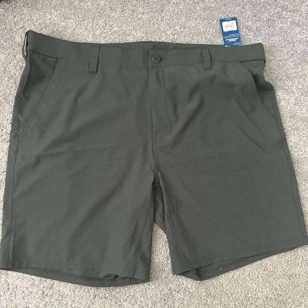 Huk Men's Charcoal Flat Front Shorts